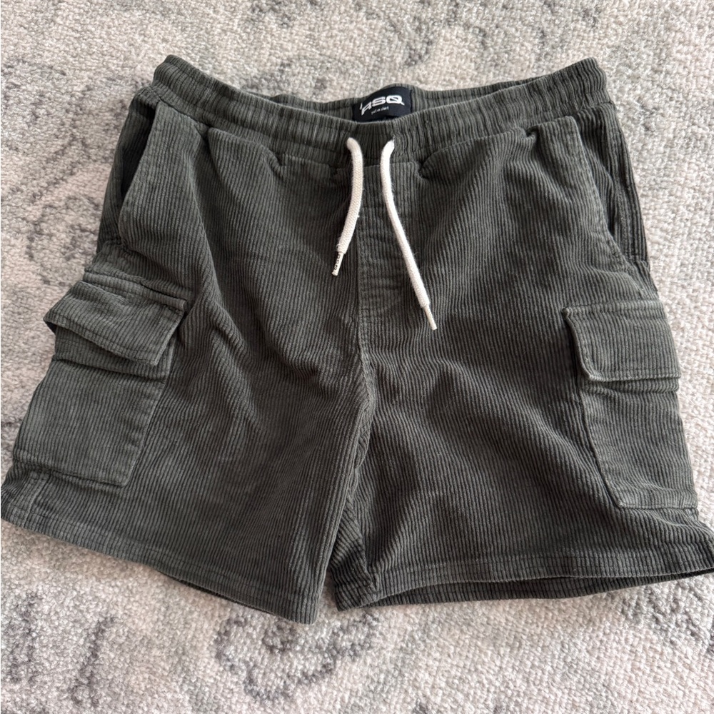 tillys olive green corduroy cargo shorts